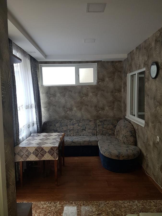 Guest House Nua Borjomi Exterior photo